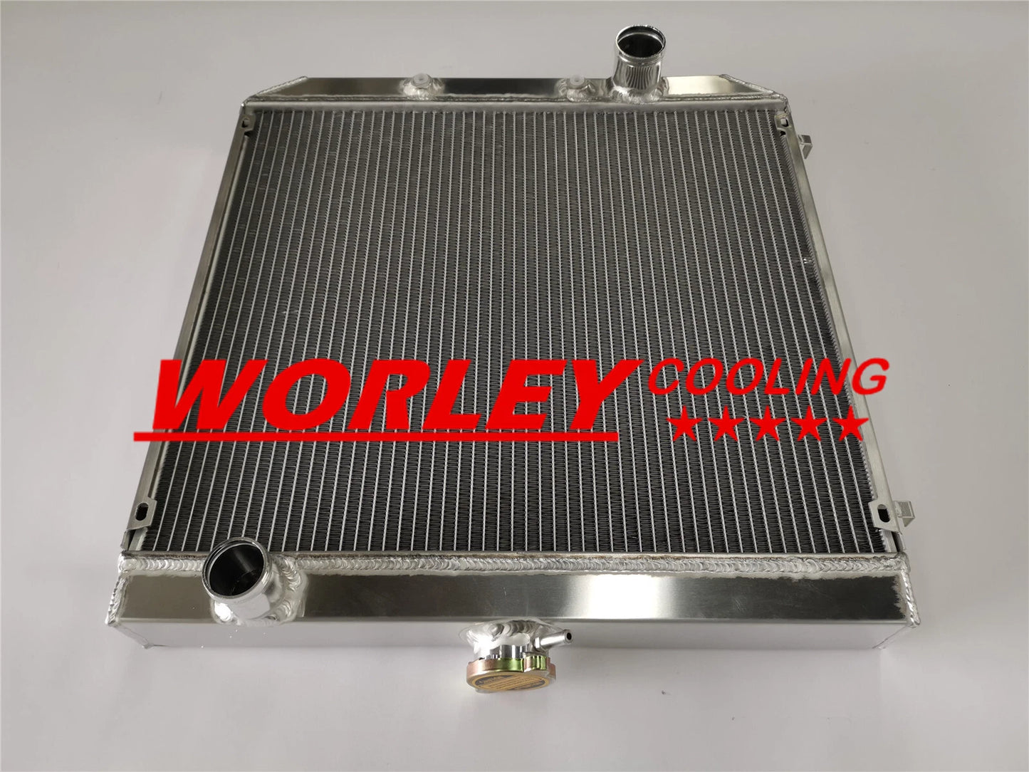 Aluminum Radiator & Fan for Ford Falcon Fairlane XY XW 302 6Cyl (1969-1972)
