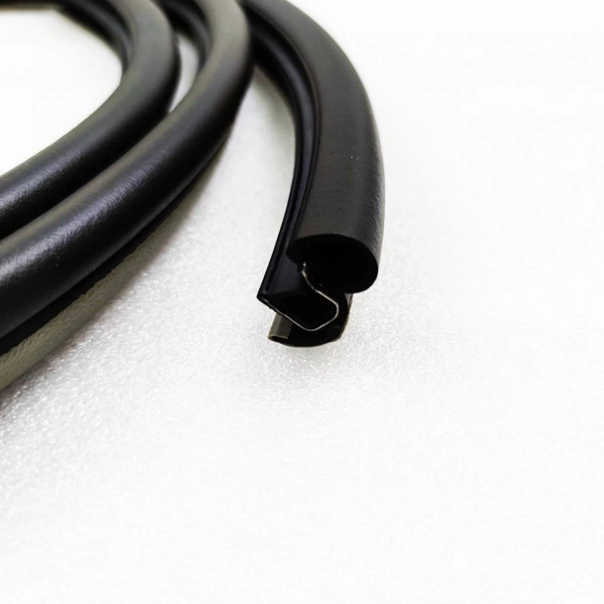 Door Opening Trim Seal Rear LH Fits Toyota Corolla Altis ZZE CE120 4D 01-07 D05