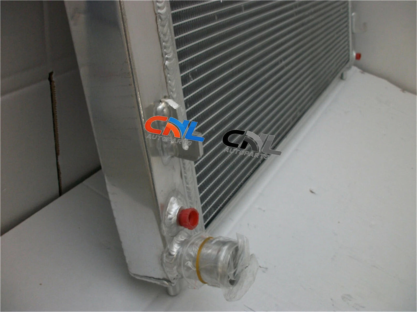 40mm Aluminum Radiator for Holden VT VU VX HSV 3.8 V6 (1997-2006)