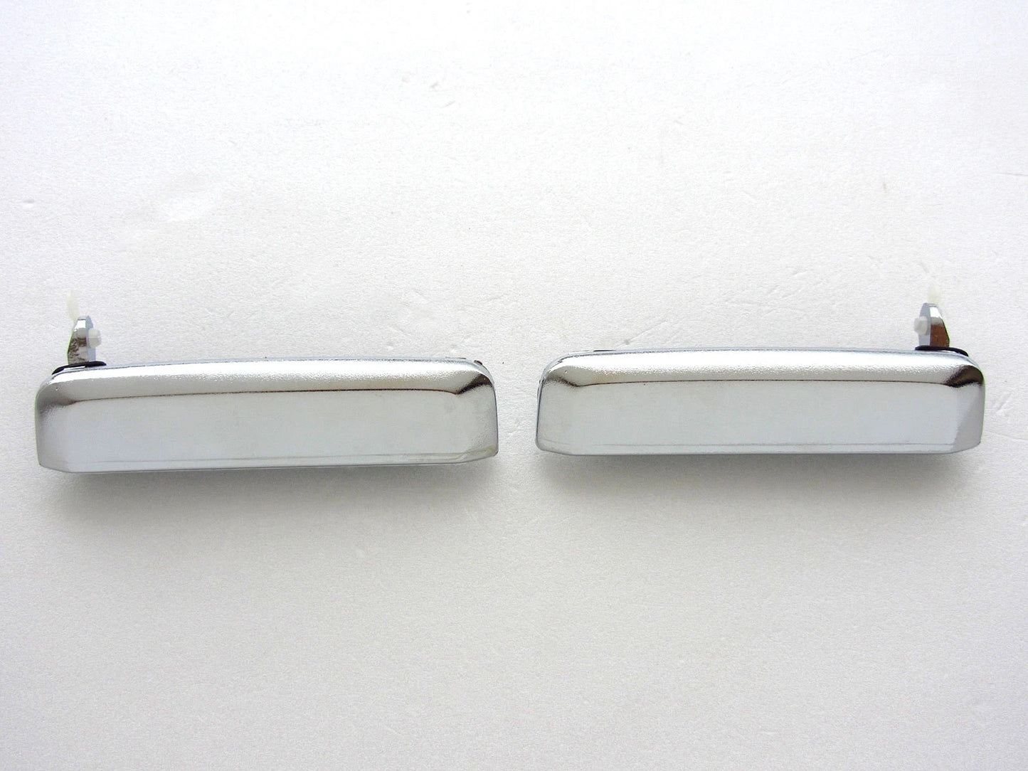 Chrome Outside Door Handle for Nissan Navara D21 Hardbody Ute Pickup (1997-2001)