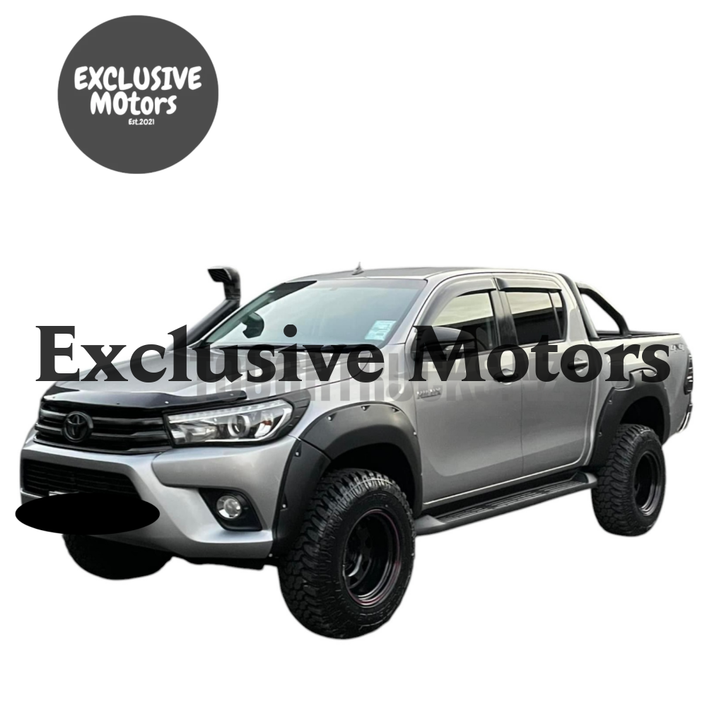 Toyota Hilux Bonnet guard stone guard side view N80