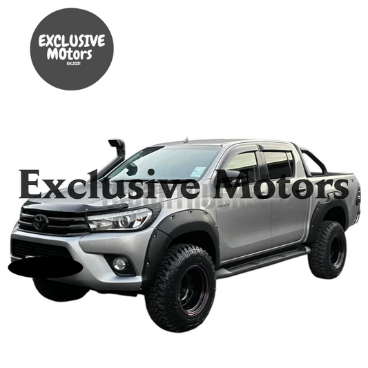 Toyota Hilux Bonnet guard stone guard side view N80