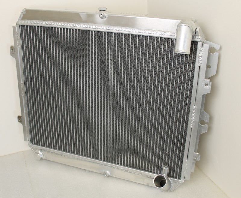 Radiator 2.5L for Toyota Hilux KUN 2004-2015