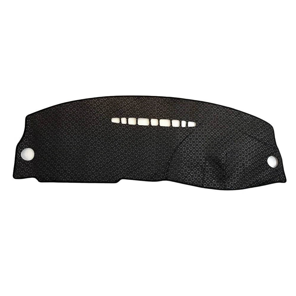 Dash Mat / Non-Slip Black / Dash Mat for Golf 4 MK4 (1997–2003)