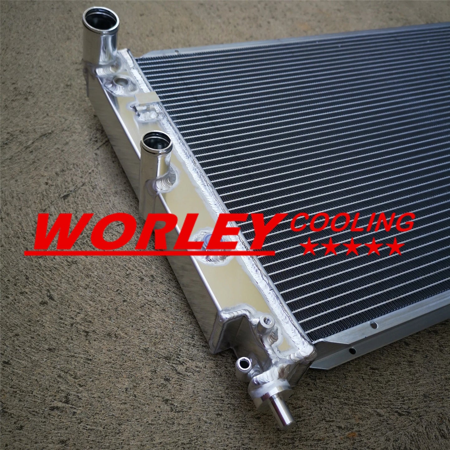 Radiator & Shroud + Black Hose for Ford Falcon BA BF V8 Fairmont XR8 (2002-2008)