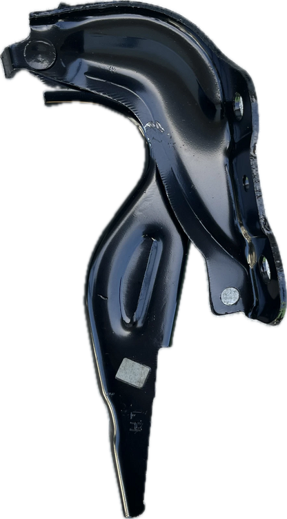 Bonnet Hinge Left Side for Mitsubishi Eclipse Cross (2017–2020)