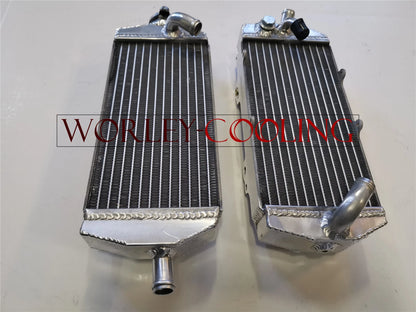 KTM 400 450 525 SX/MXC/EXC Aluminum Radiator & BLUE Hose Kit (2003-2007)