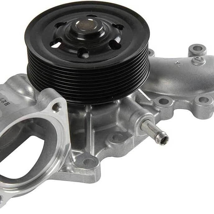 Water Pump 4.5L for Toyota LandCruiser VDJ76R VDJ78R VDJ79R (2007)