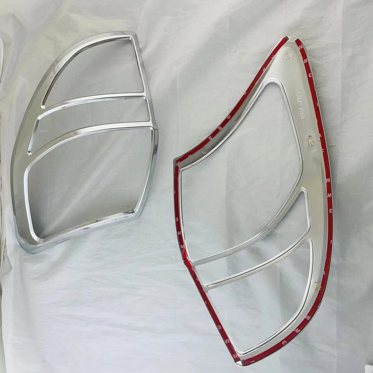 Rear Light Lamp Taillight Cover Trim for 2009-2012 Toyota RAV4 (2 x Covers)