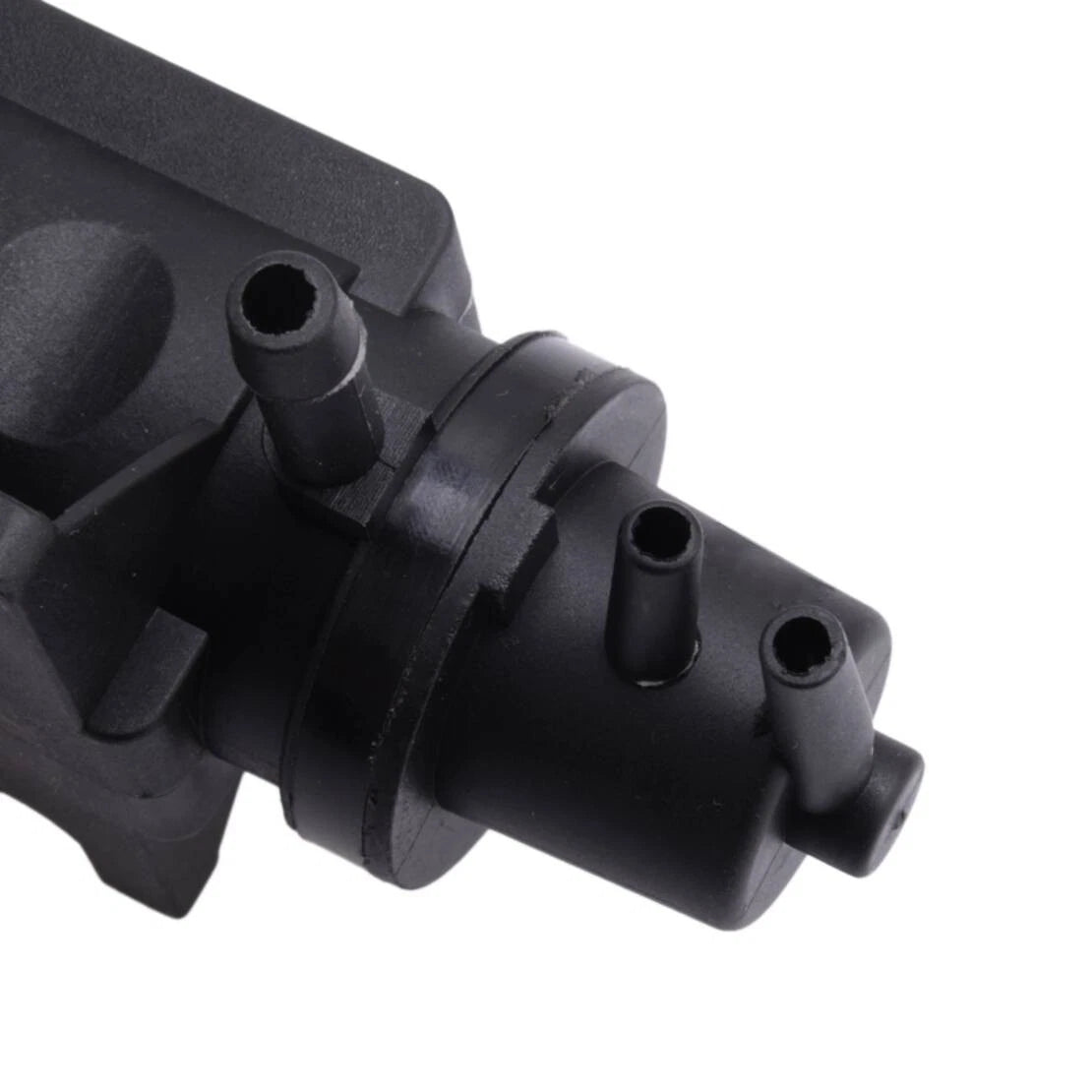 12V Turbo Pressure Solenoid Valve for Isuzu, Peugeot, Citroen (2000-2023)