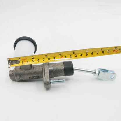 Upper Master Clutch Cylinder for Toyota Celica Coupe RA20/RA21/RA25/RA28 1970-1977