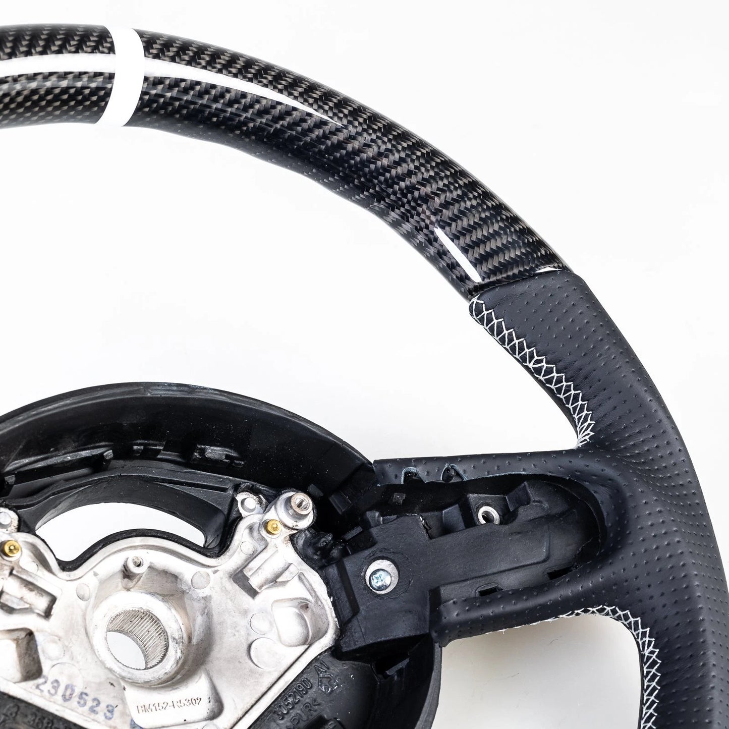 Carbon Flat Bottom 3 Spoke Leather Steering Wheel for Mini R50 R52 R53 (2001-2006)