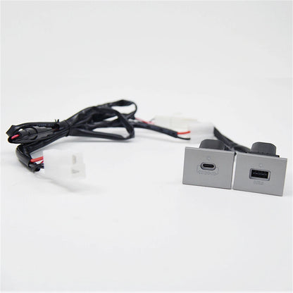 USB-A QC3.0 + USB-C PD Dual Port Charger for Ford Focus MK2 (2005-2009)