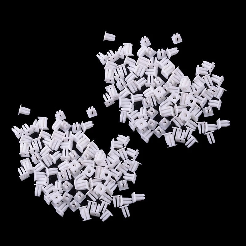 200 x Bumper Grill Grommet Clips for Ford (Fits Various Models)