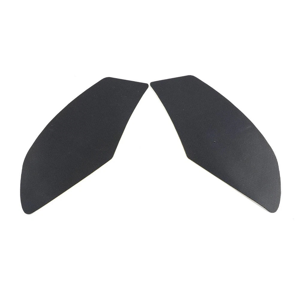 Universal Tank Traction Side Pad Gas Fuel Knee Grip Protector for Motorcycle (N/A)