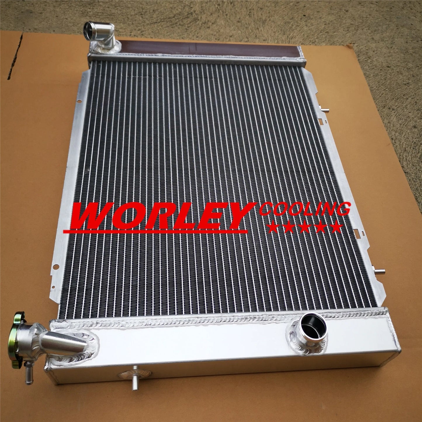 Aluminum Radiator & Fan for Holden Commodore VB VC VH VK V8 (1979-1986)
