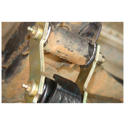 Greasable Shackle Kit & Leaf Spring Bushes for Toyota RN165 RZN169 RZN174 KZN165 VZN172