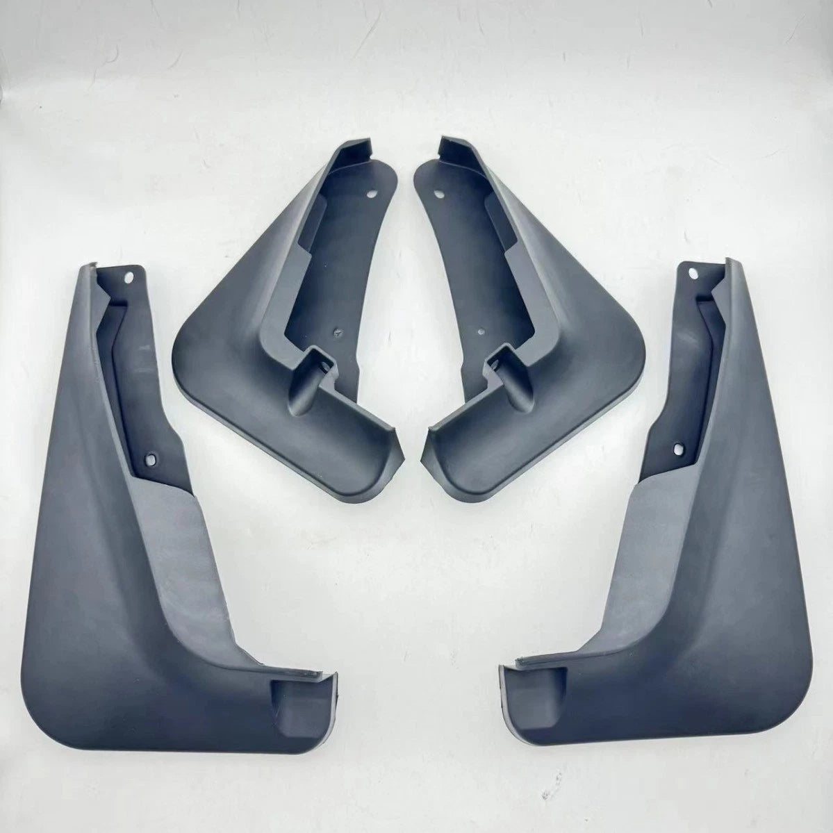 4x Molded Splash Guards Mud Flaps Fender for Volvo EX30 (2024–2024)