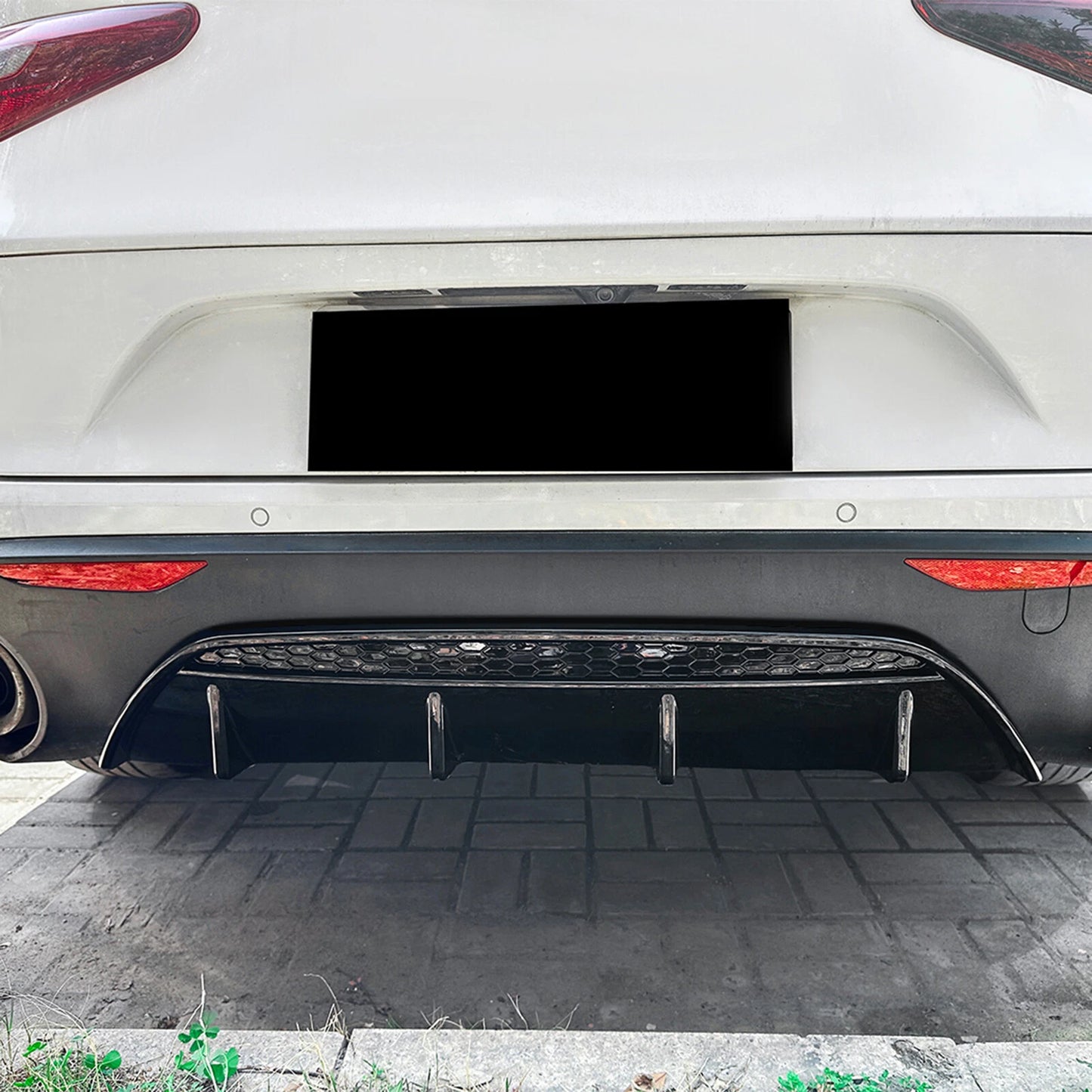 Rear Bumper Diffuser Lip for Alfa Romeo Stelvio (2017-2024)