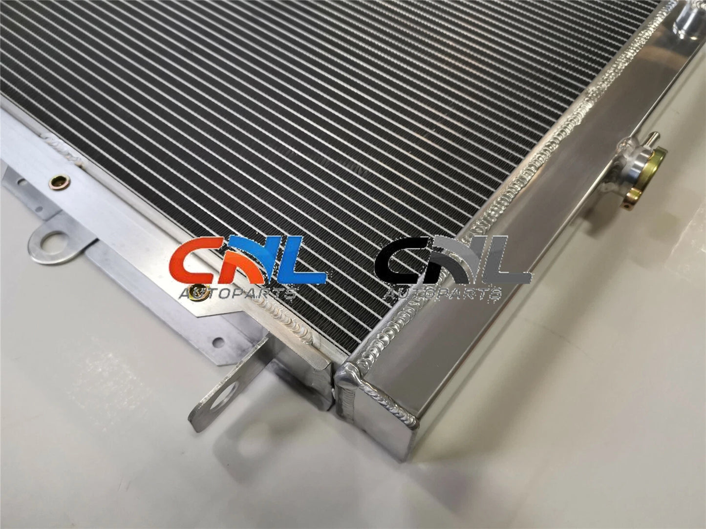 Aluminum Radiator for Toyota Land Cruiser 75 Series HZJ75 (1990-2001)