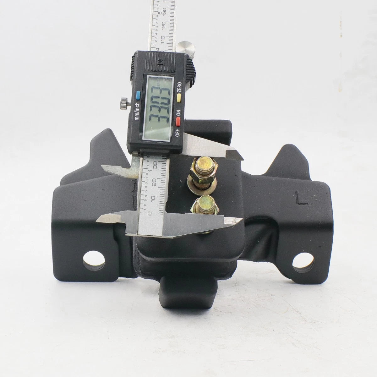 Steel Engine Mounting Support for Isuzu D-Max RT50 2012-2016