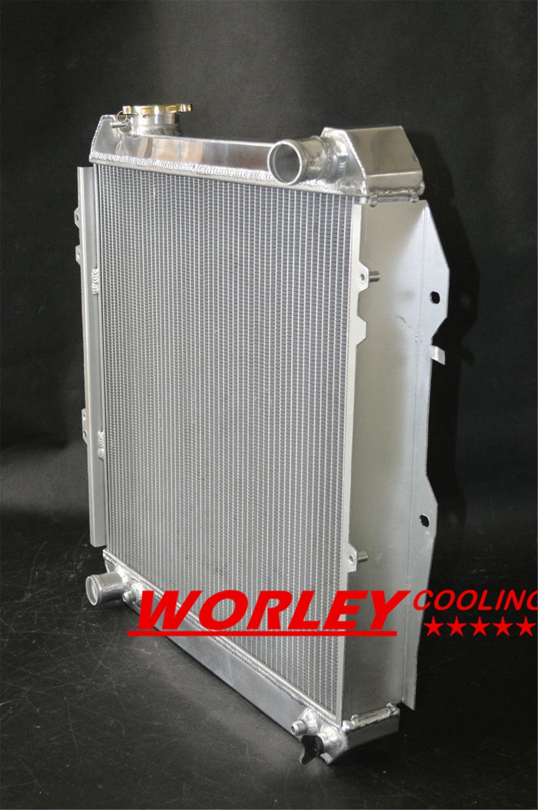 3 Cores Aluminum Radiator for Toyota Pickup 4Runner 4WD 3.0 V6 (1988-1995)