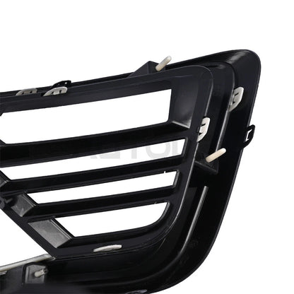 Fog Light Bezel Front Right Side for Ford Expedition (2018–2021)