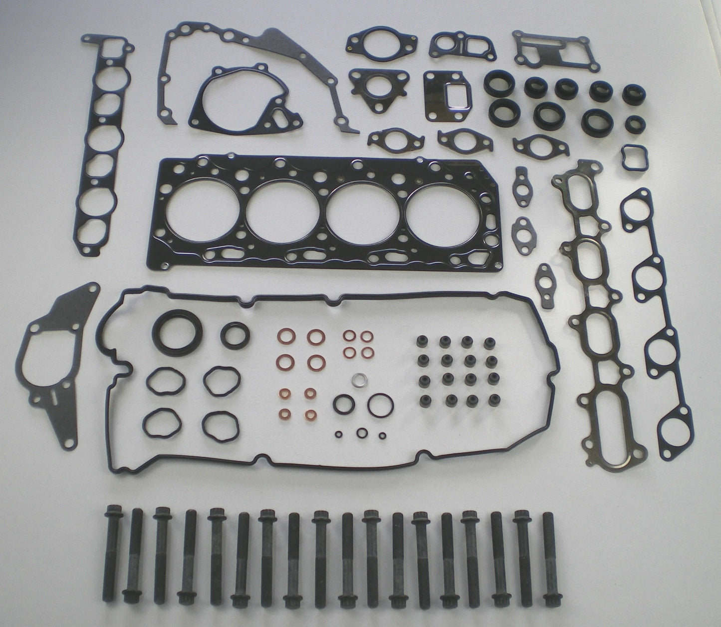 Head Gasket Set & Bolts for Challenger L200 Triton (2006–2006)