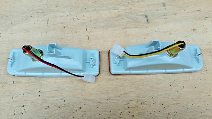 Bumper Light Indicator 2 x For Toyota Hilux Pickup (1989-1997)