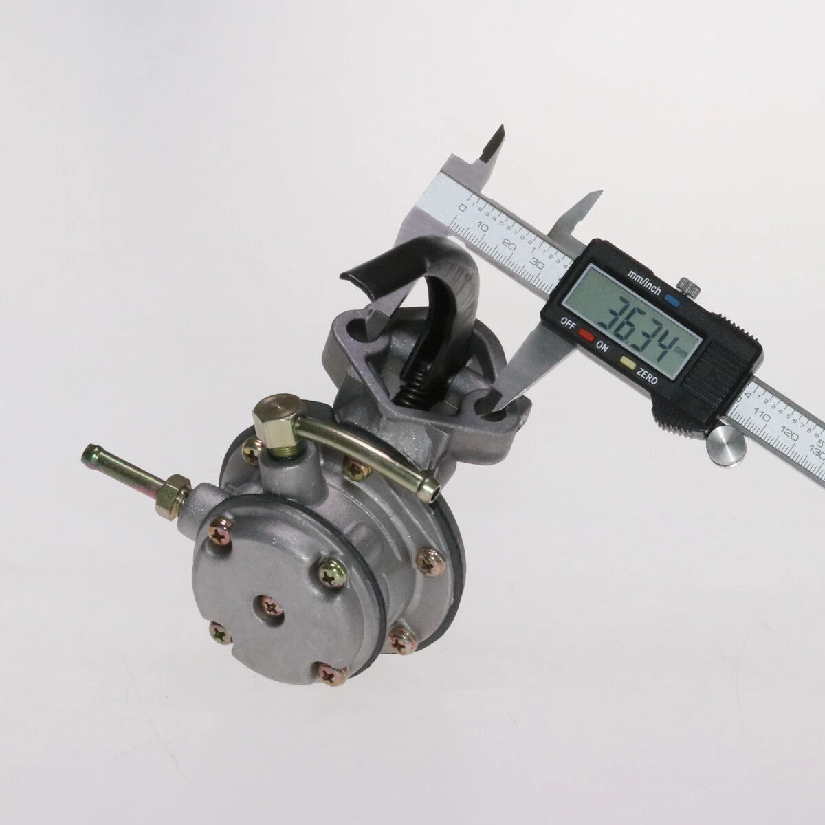 Fuel Pump Assembly 1.8L for Nissan Datsun 720 1980-1986