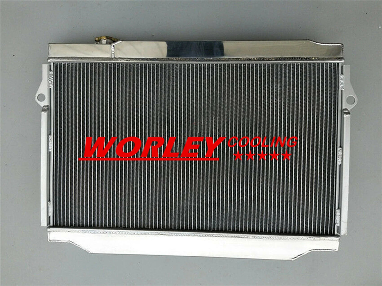 Aluminum Radiator for Land Cruiser 80 Series FZJ80 4.5 L6 (1992-1998)