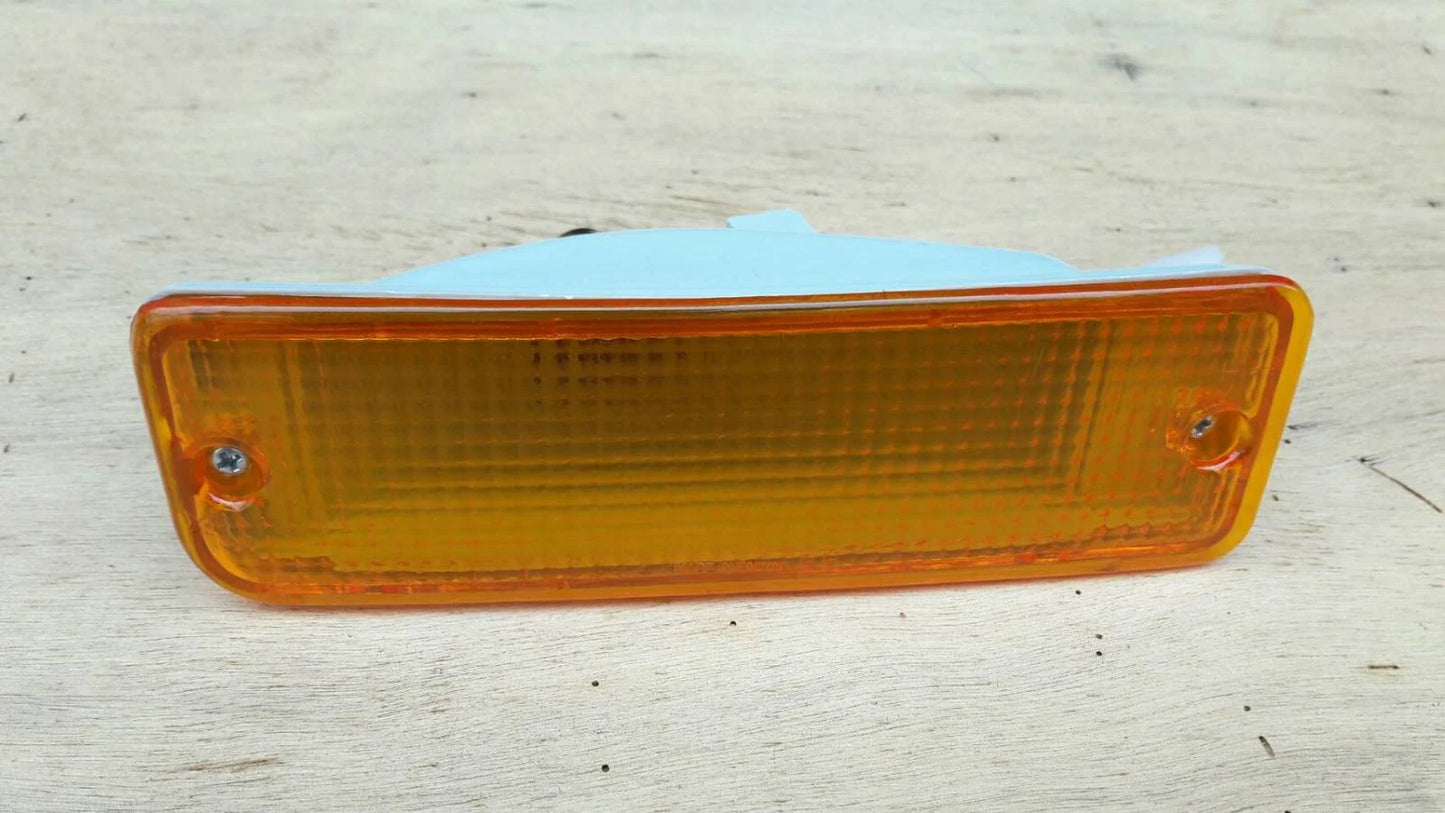 Bumper Light Indicator 2 x For Toyota Hilux Pickup (1989-1997)