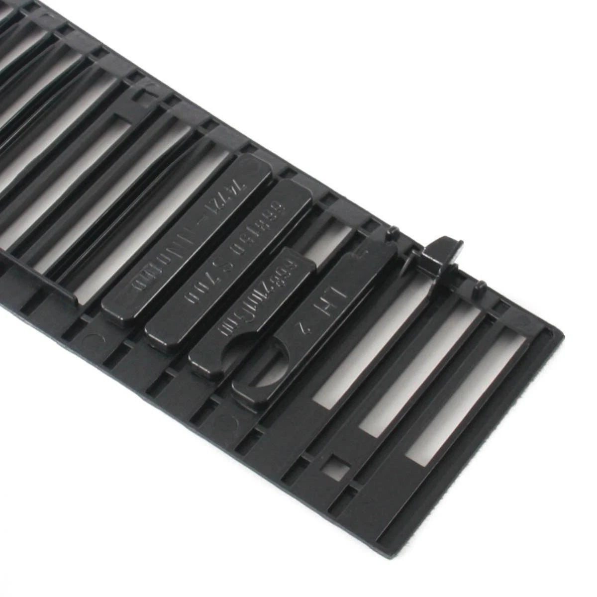 Bonnet Wiper Cowl Grille Vent Clip LH Fits Nissan Navara D21 Truck 1986-97 D06