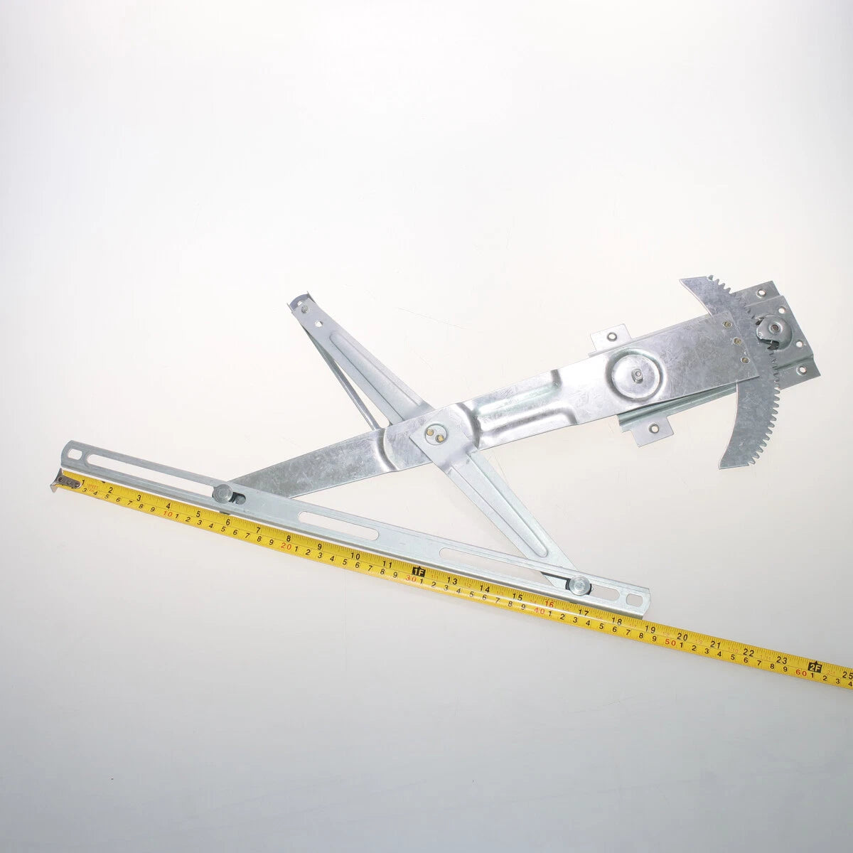 Front Left Window Regulator w/o Motor for Toyota Corolla E20 KE20 TE21 1970-1975