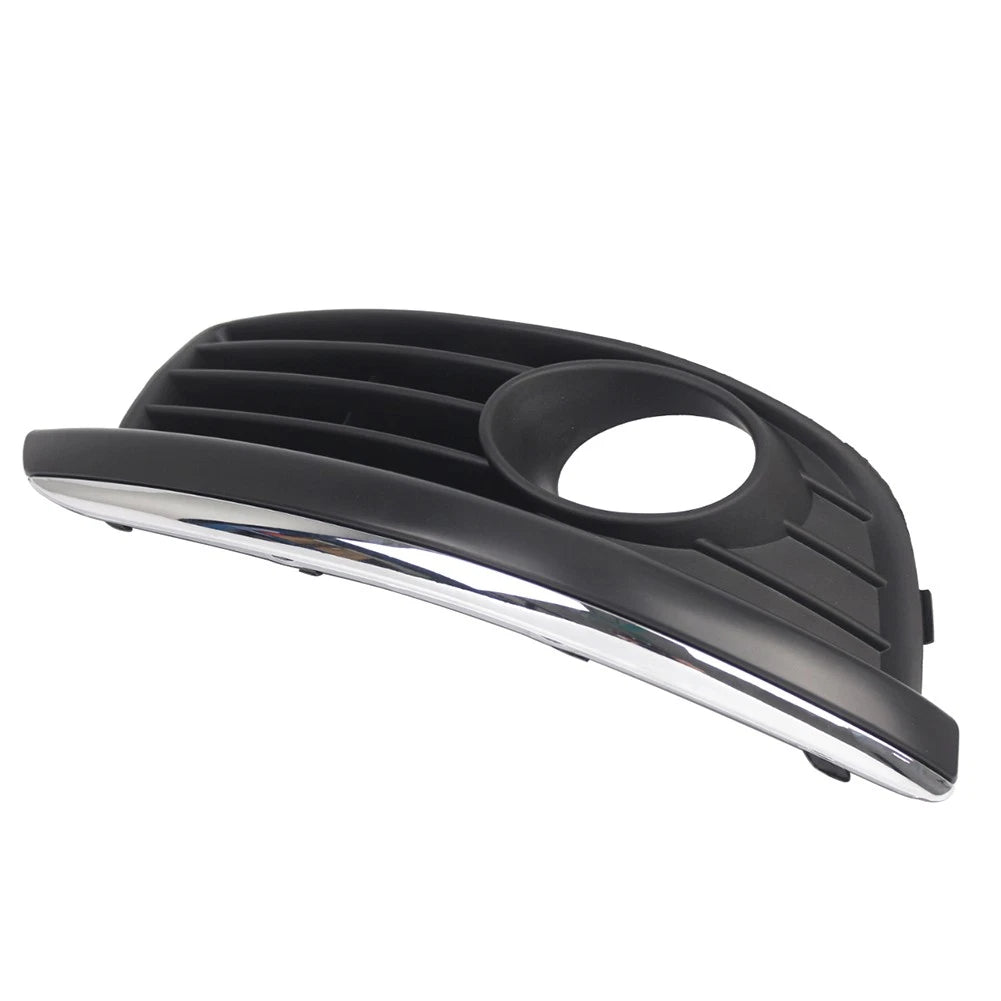 Right Front Bumper Fog Light Cover w/ Chrome Trim for VW Jetta (2006-2010)