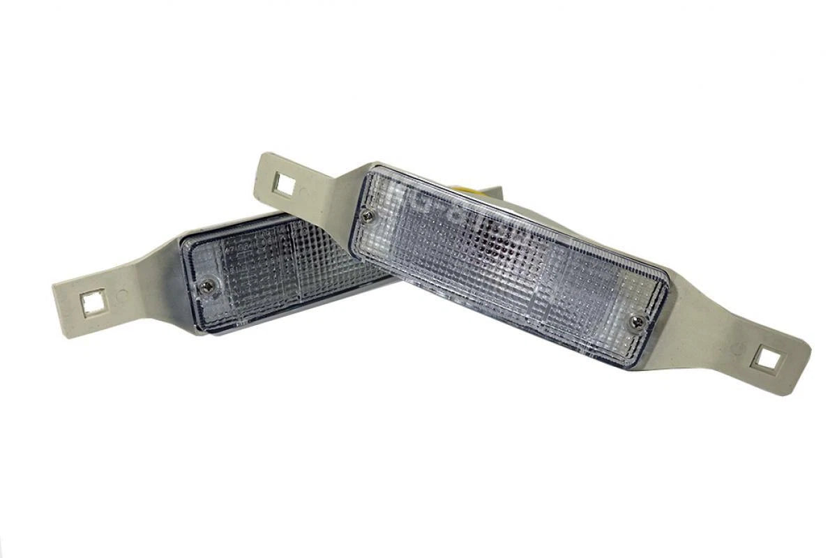 Clear Lens Front Bumper Light for Toyota Hilux LN40 RN40 LN46 RN46 (1984-1997)