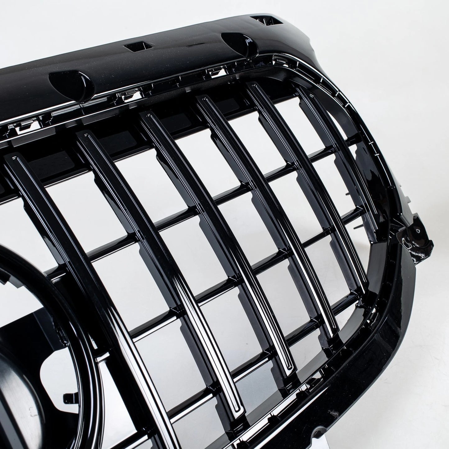 GT Style Front Grille for Mercedes Benz GLA H247 (2020-2023)