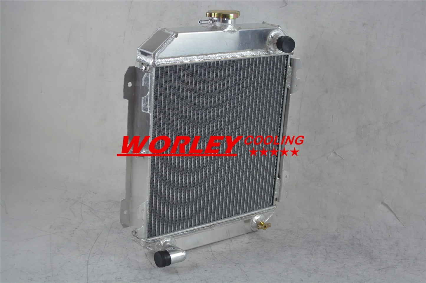 Full Aluminum Radiator for Nissan Datsun 1200 Ute (1970-1972)