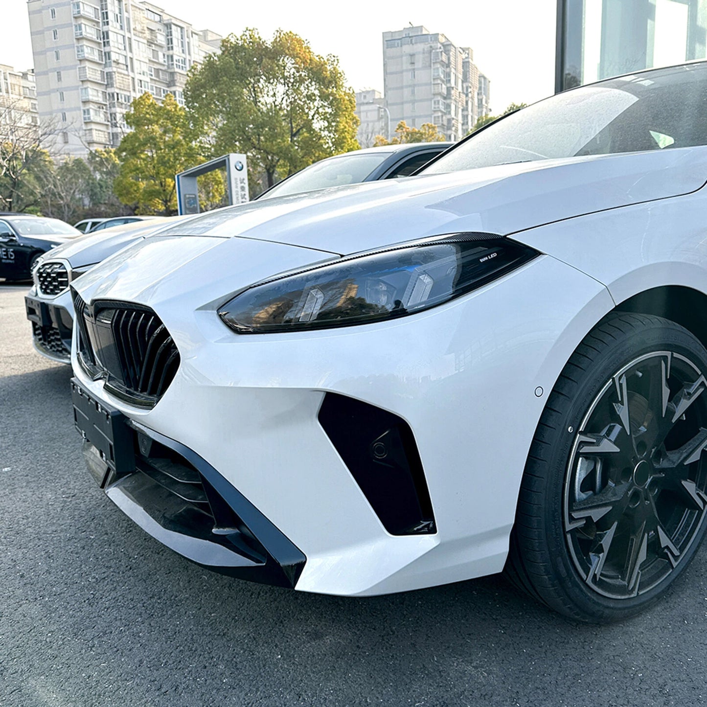 2 x Carbon Look Headlight Eyelid Trim Covers for BMW F70 F74 (2024-2025)