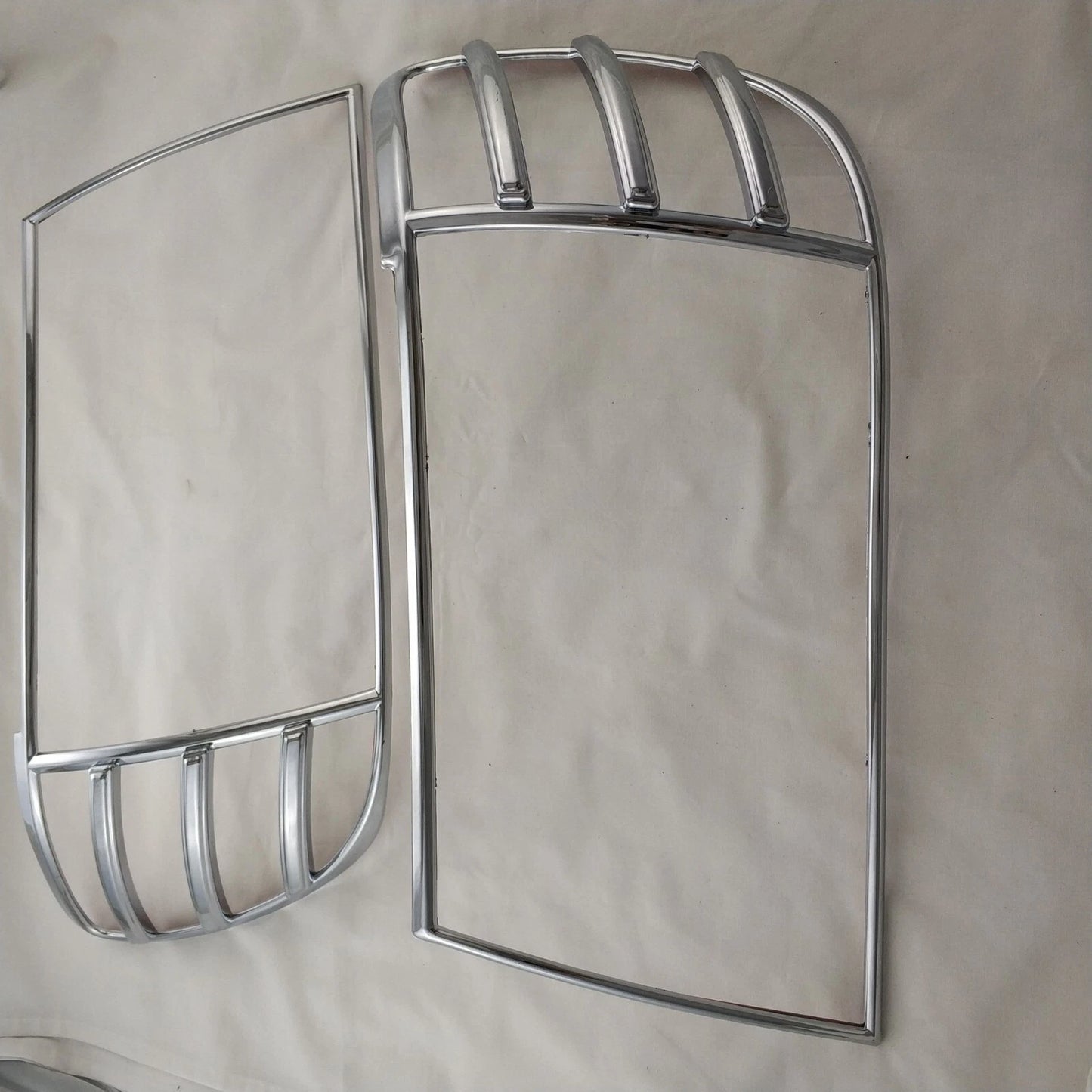 Chrome Front Light Lamp Cover Trim for Toyota Land Cruiser LC100 (2006-2007) 2 x