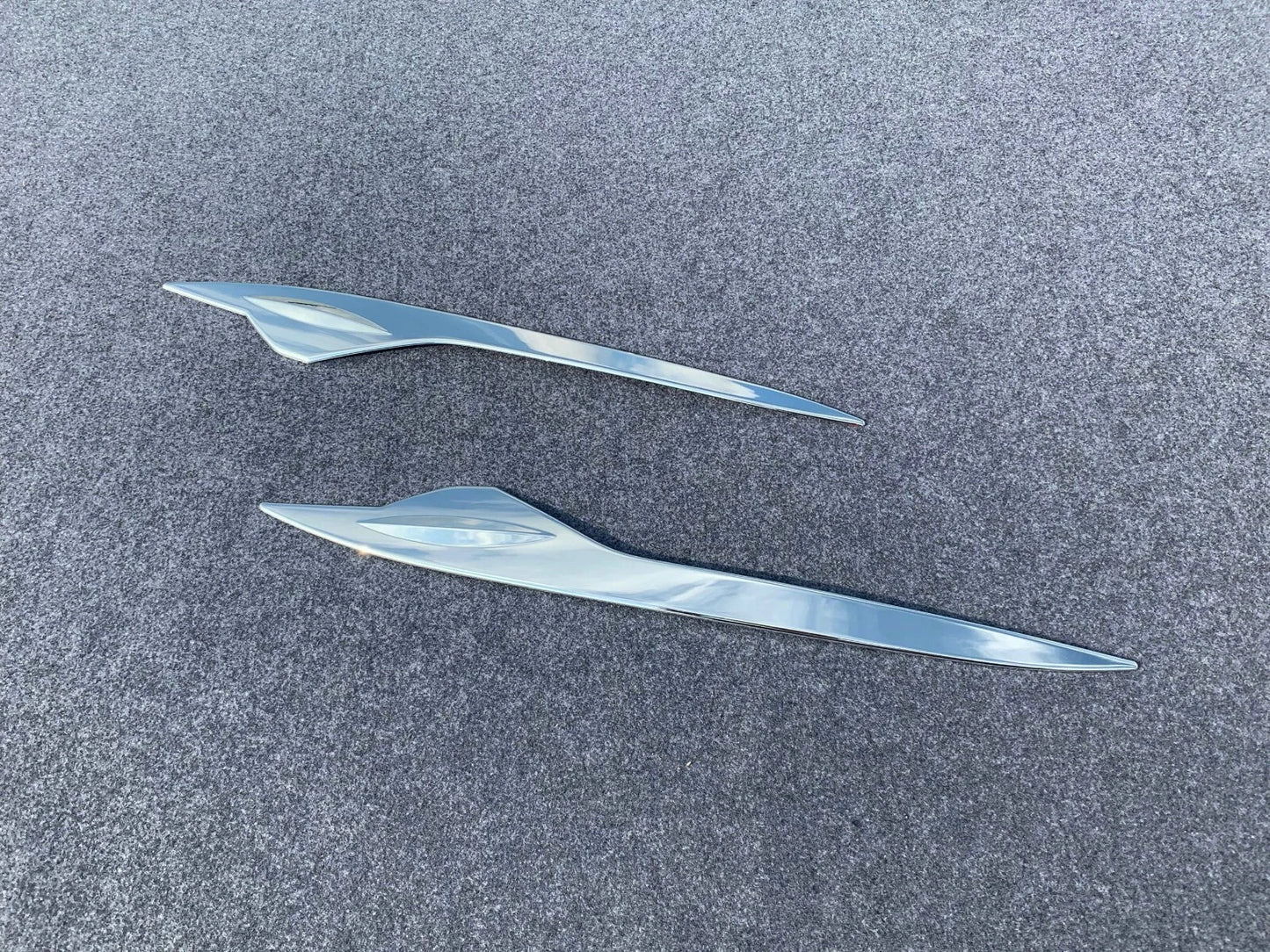 ABS Chrome Front Headlight Frame Lid Cover Trim for Toyota Prius (2019-2022) 2 x pcs