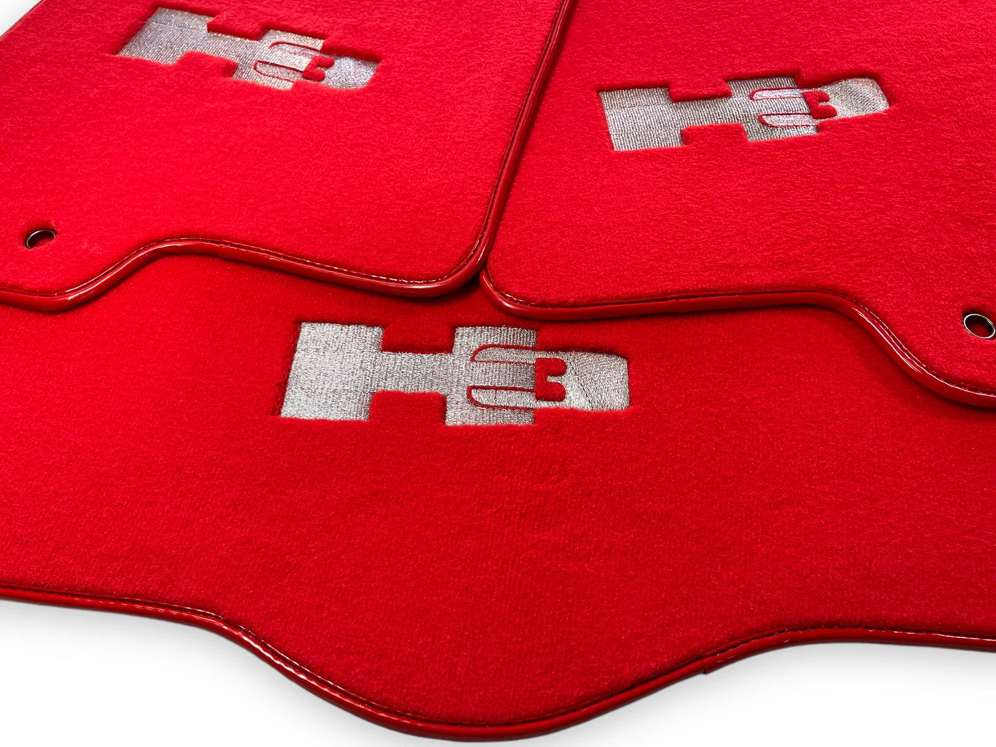 Tailored Red Floor Mats for Hummer H3 with H3 Emblem (2005-2010)