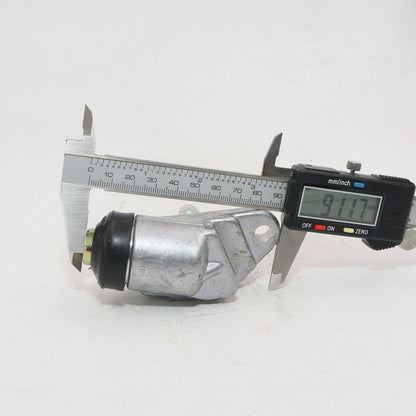 Front Upper Wheel Brake Cylinder for Datsun 620 720 520 521 J15 1968-1996