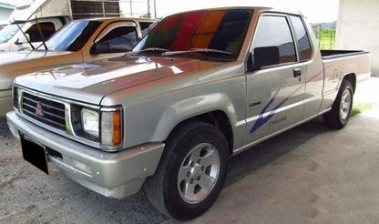 Front Corner Light Lamp for Mitsubishi  L200 (1986-1994)