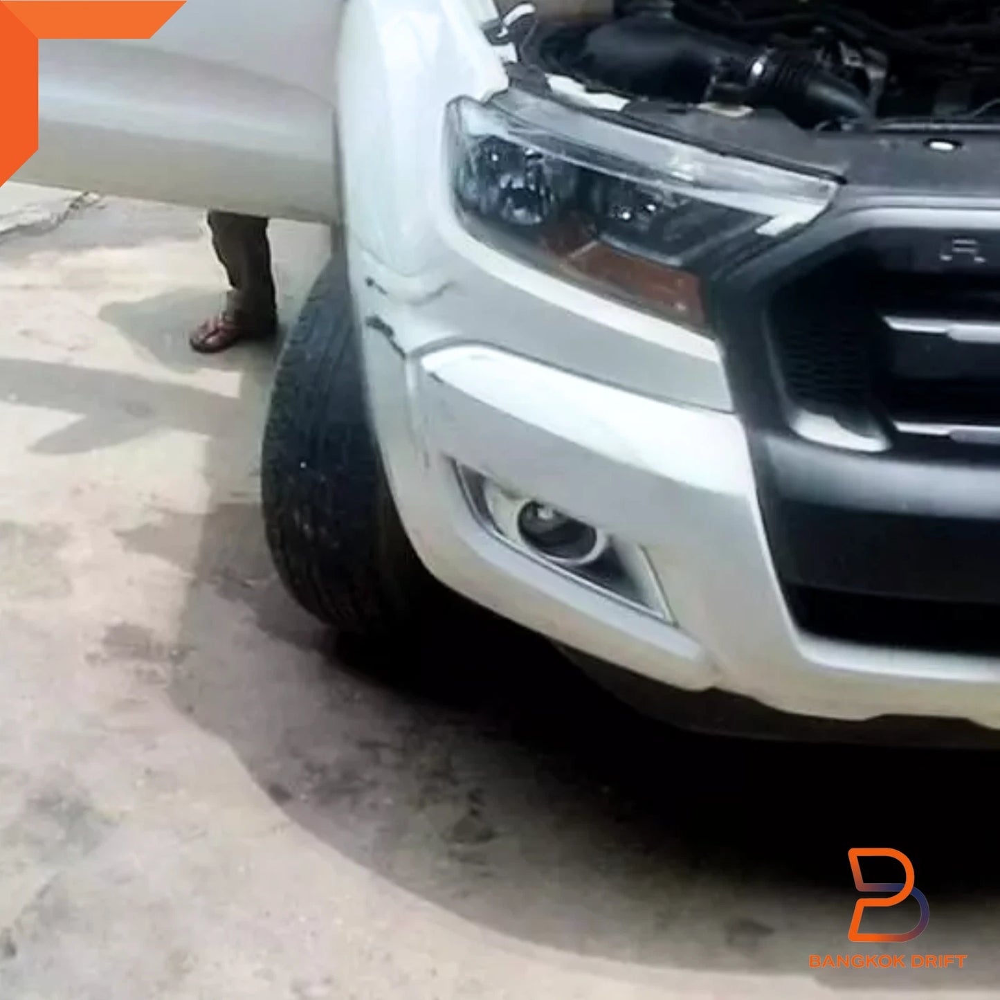 Grey Cover Fog Lamp Spot Light for Ford Ranger Ute T6 PX2 (2015-2018)