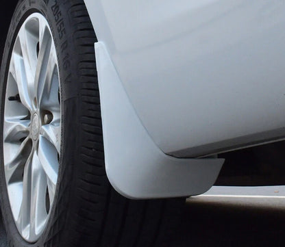 Mud Flap Splash Guard / 4 x / White Fresh Powder for Nissan Sentra (2020–2024)
