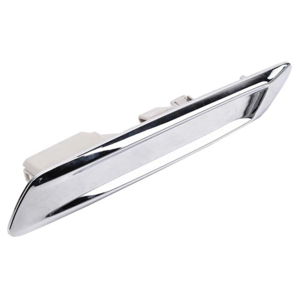 Car Front Exterior Trim Side Panel Finisher for BMW F10 (2011-2017)