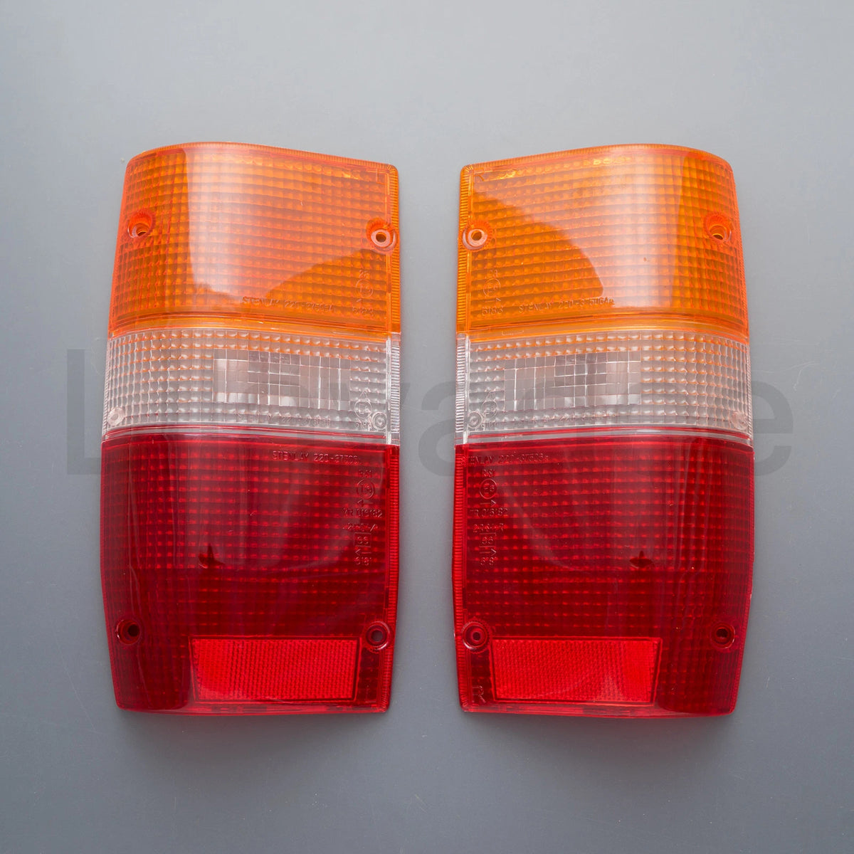 Mitsubishi L200 Mighty Max Triton Dodge D50 Taillight Lens (1986-1996)