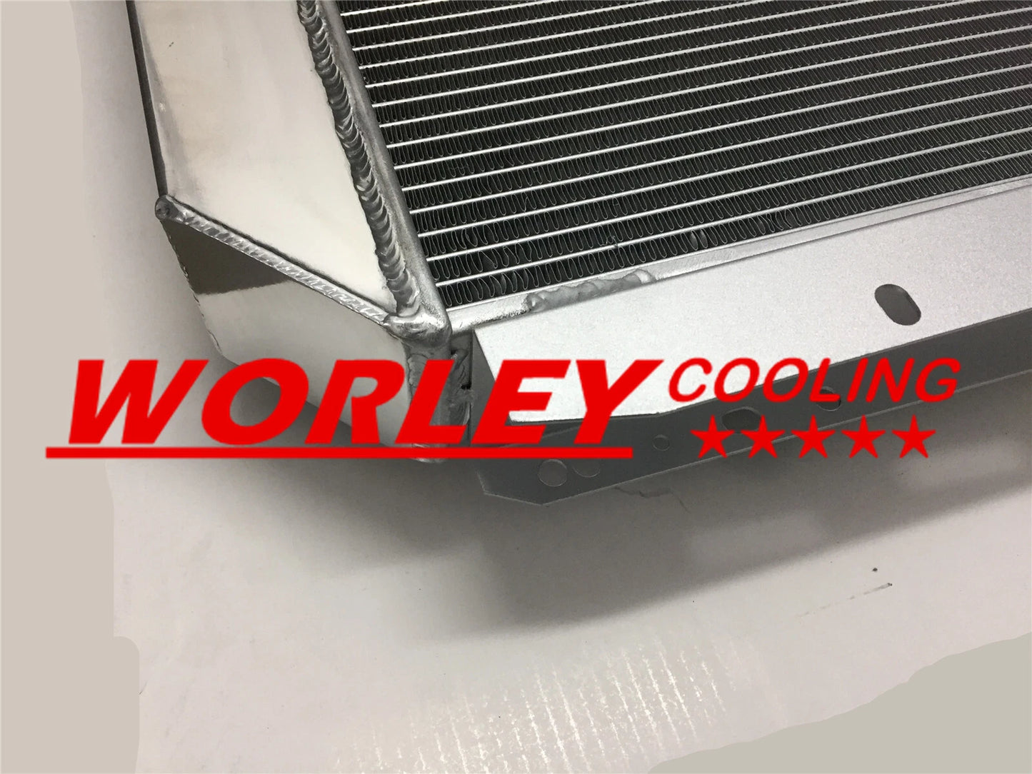 44MM 3Row Aluminum Radiator for Ford F-100 Pickup (1968-1979)