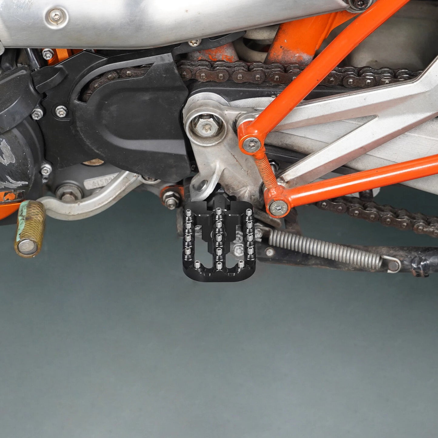 Wider Foot Pegs for KTM 950 990 Adventure/Supermoto (2002-2014)